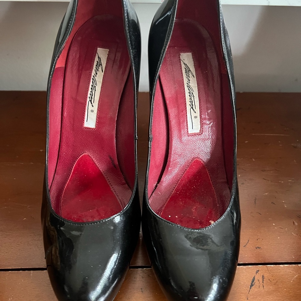 Brian Atwood black patent pump